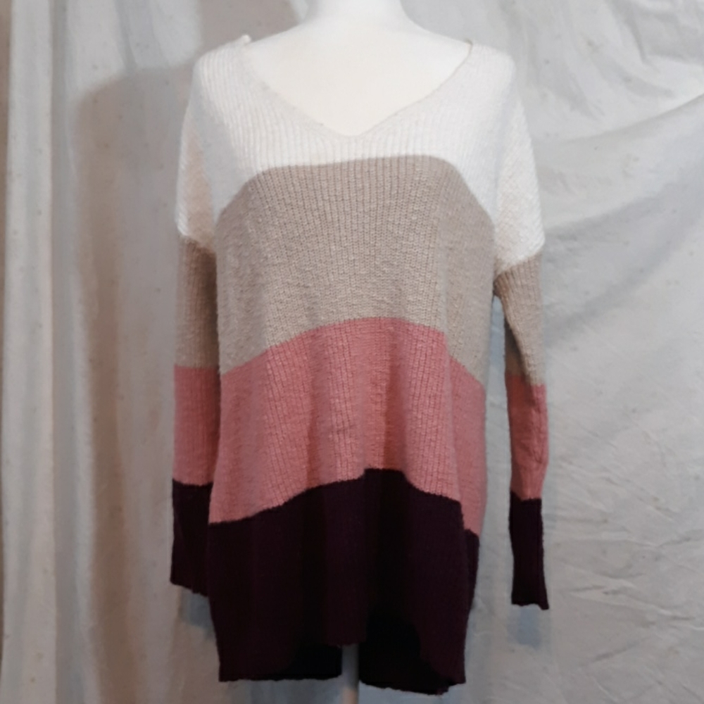 Torrid size "00" criss cross back sweater